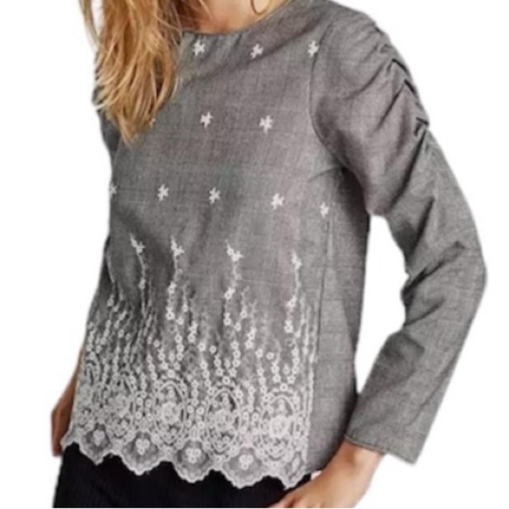 ZARA Dainty Floral Embroidered Gray checked puffy long sleeve blouse. Size XS